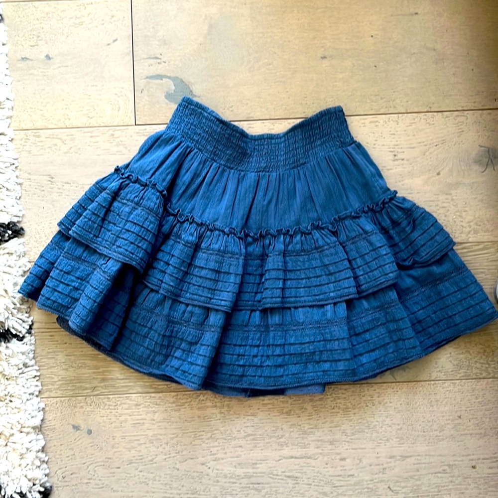 Blue chambray rockin, ruffle skirt 💙 XXS